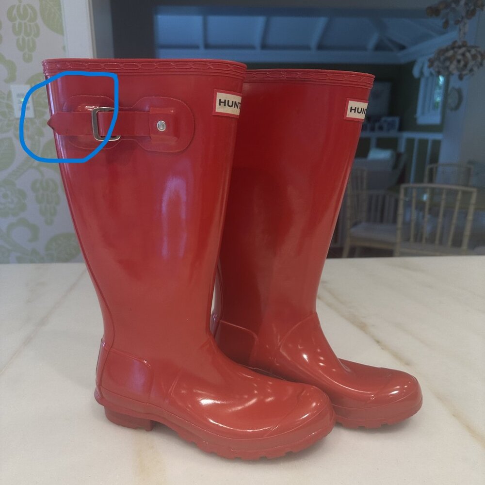 RED Unisex Kids Hunter Original Waterproof Rain Boots Glossy, Size US 5M/6F - Picture 2 of 5
